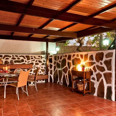Villa Sleeps 12 Pool Air Con Ingenio